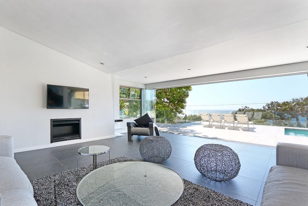 Valtameri by Totalstay Camps Bay Exteriör bild